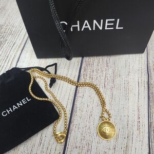 Vintage Chanel Gold Pendant Necklace